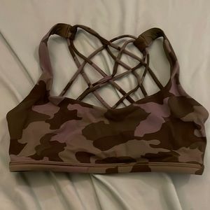 Lululemon sports bra